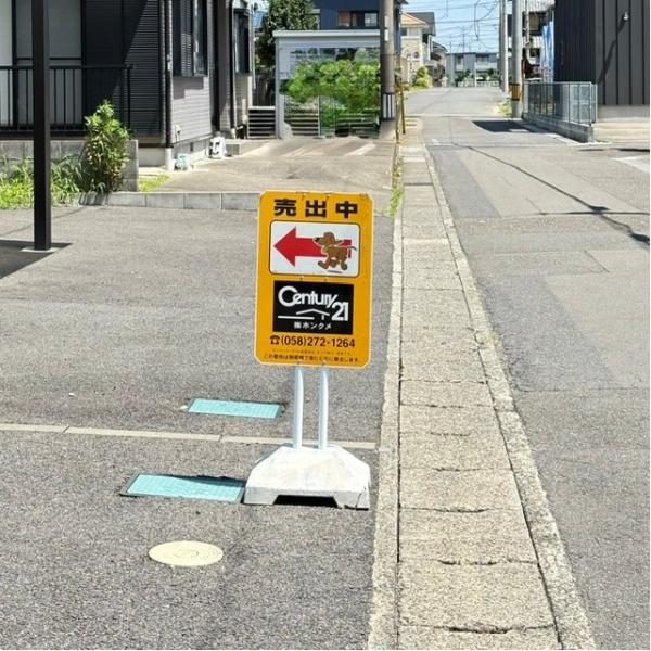 羽島市江吉良町の中古一戸建て