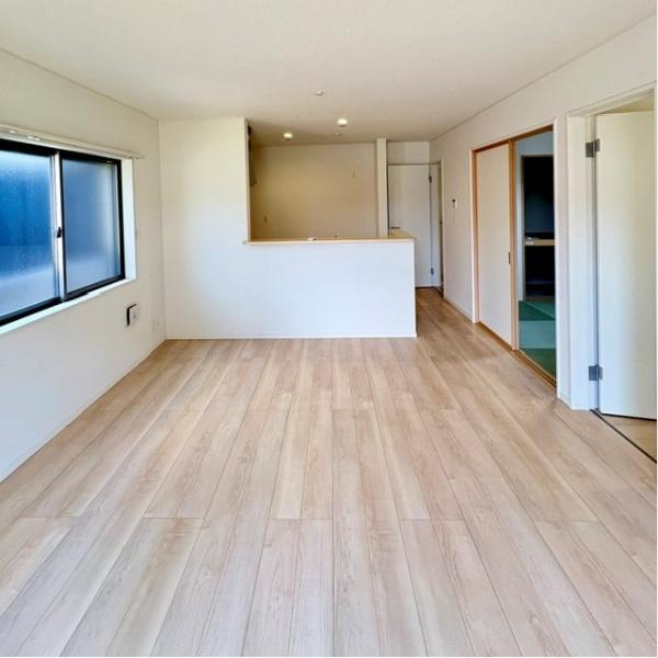 羽島市江吉良町の中古一戸建て