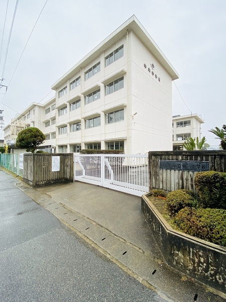 各務原市鵜沼朝日町２丁目の土地(各務原市立中央小学校)