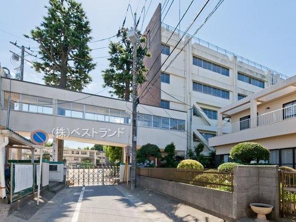 松戸市小金上総町の中古一戸建て(松戸市立小金小学校)