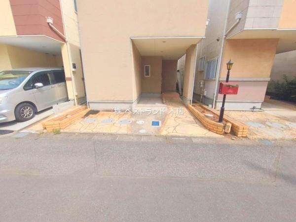 船橋市日の出２丁目の中古一戸建て