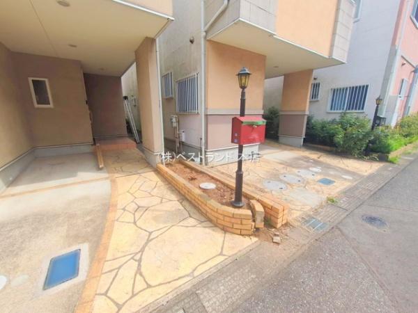 船橋市日の出２丁目の中古一戸建て