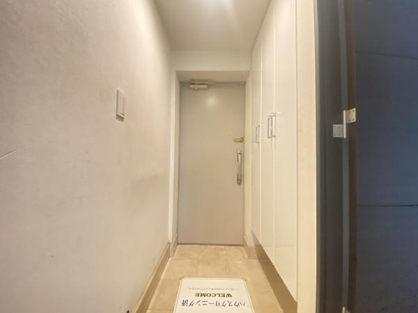 モナーク薬園台(玄関)