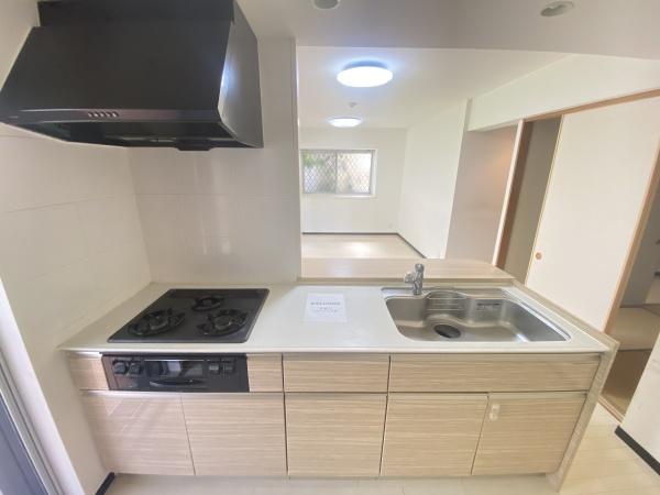 モナーク薬園台(キッチン)