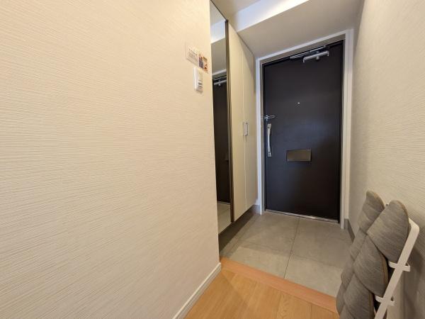 フラージュ八千代(玄関)