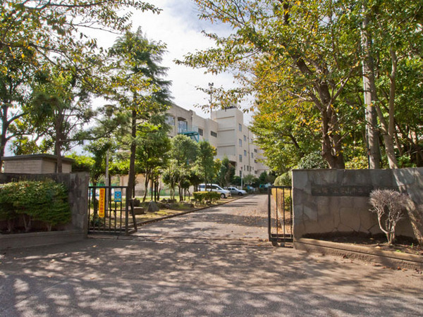 芝山団地4号棟(船橋市立芝山中学校)