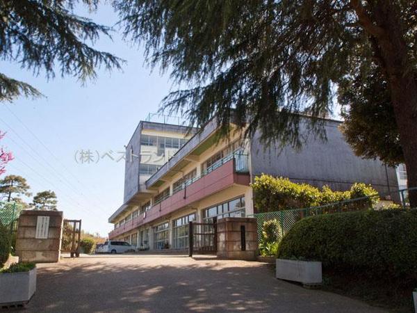 八千代市勝田台２丁目の中古一戸建て(八千代市立勝田台中学校)