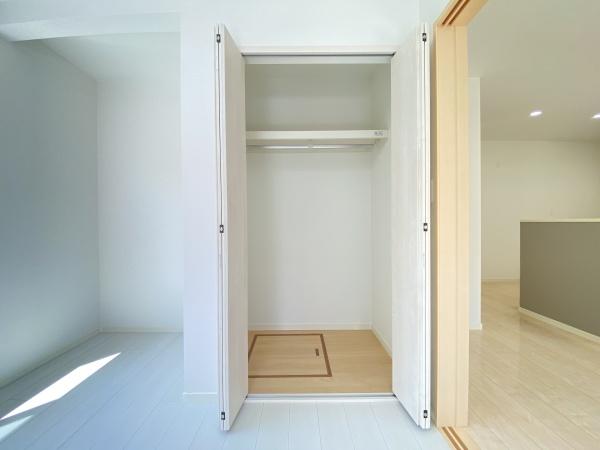 松戸市六実３丁目の中古一戸建て