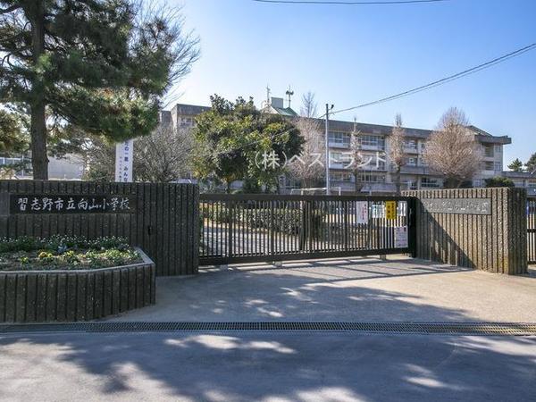 ソフトタウン谷津遊園3号棟(習志野市立向山小学校)