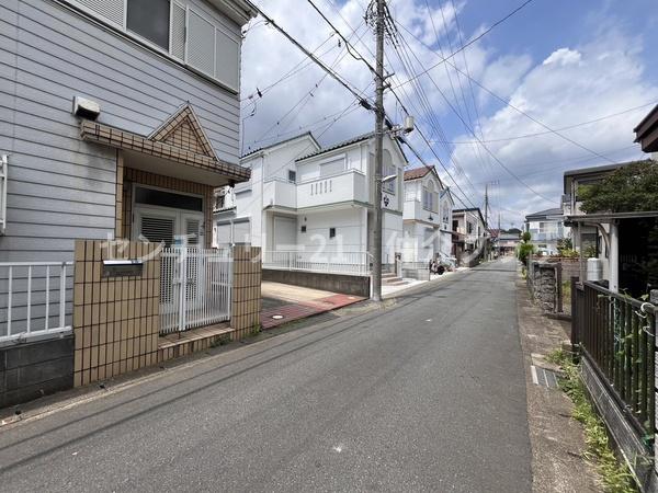 綾瀬市◇整形地で陽当り良好◇建築条件なし◇閑静な住宅地