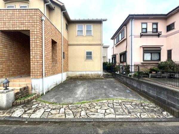 綾瀬市早川城山３丁目の中古一戸建