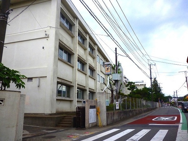 藤沢市高倉の土地(長後小学校)