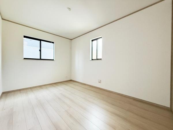 藤沢市本町４丁目新築戸建全１棟