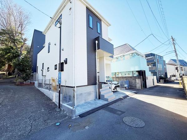 藤沢市本町４丁目新築戸建全１棟
