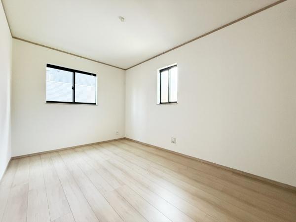藤沢市本町４丁目新築戸建全１棟