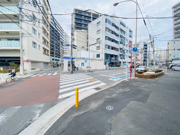藤沢市鵠沼橘2丁目の土地(ローソン鵠沼橘一丁目店前道路)