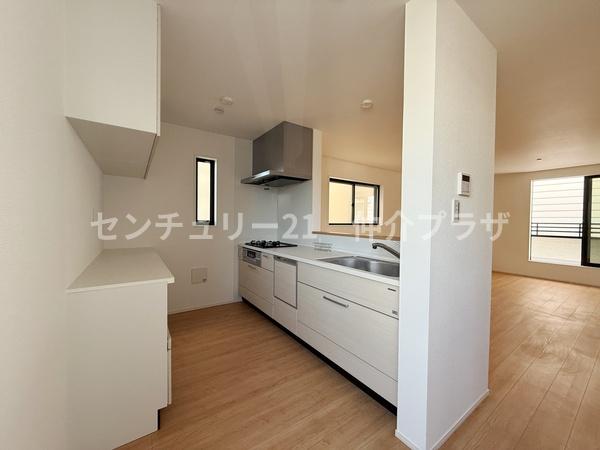 藤沢市湘南台５丁目新築戸建全３棟１号棟