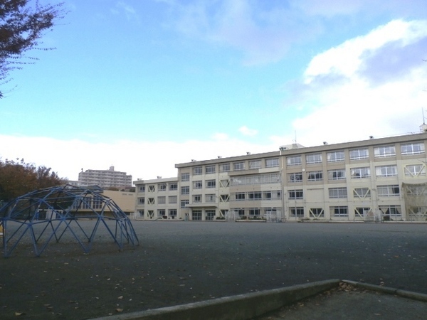 藤沢市柄沢の中古一戸建て(藤沢市立大鋸小学校)