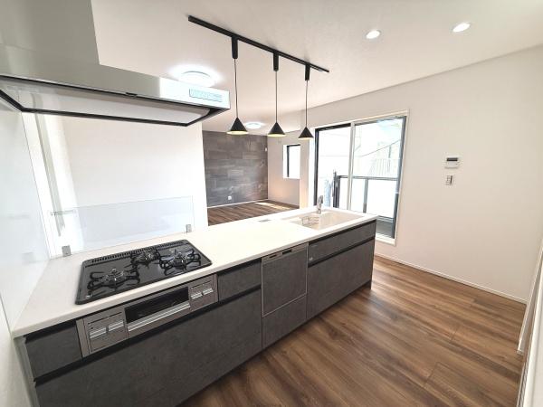 藤沢市本藤沢２丁目　新築戸建全２棟2号棟