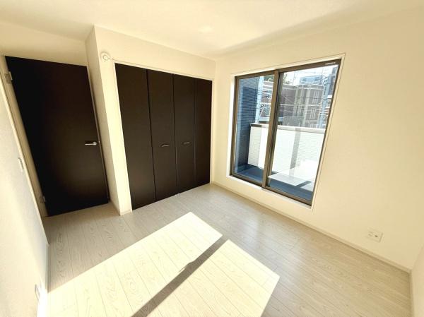 藤沢市石川　新築戸建　全３棟２号棟