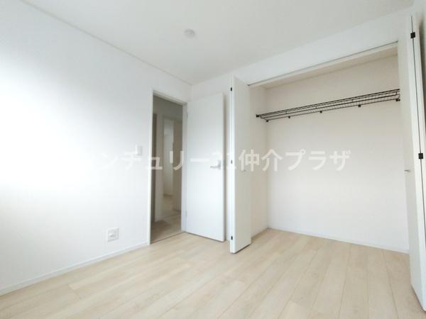 綾瀬市深谷中7丁目新築全2棟2号棟