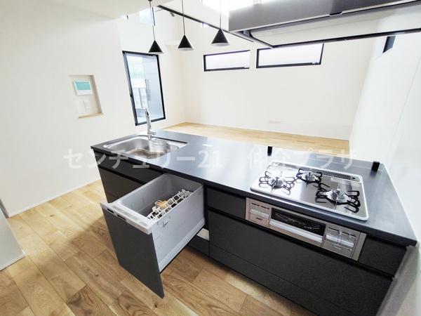 藤沢市本藤沢3丁目新築戸建