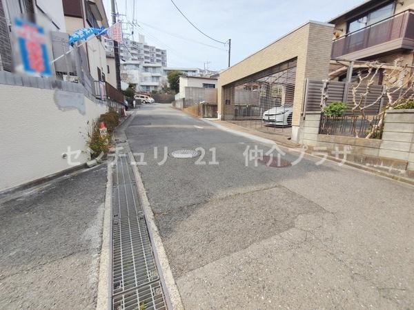 藤沢市白旗３丁目の中古一戸建て