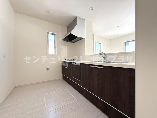 白旗2丁目新築戸建