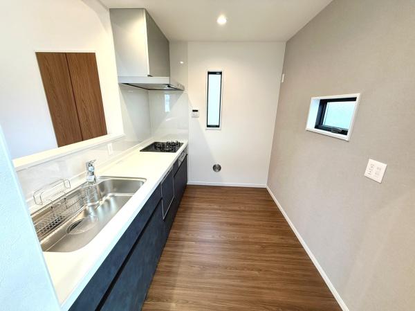 亀井野4丁目新築戸建C号棟