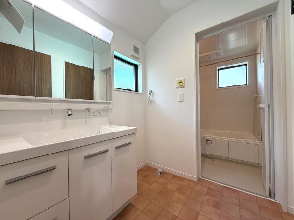 亀井野4丁目新築戸建C号棟