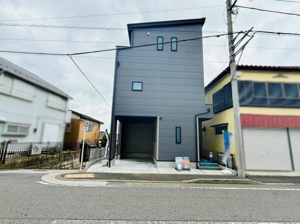 綾瀬市寺尾西2丁目新築全１棟