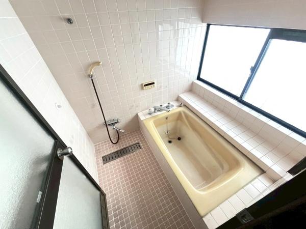 藤沢市本鵠沼２丁目の中古一戸建て