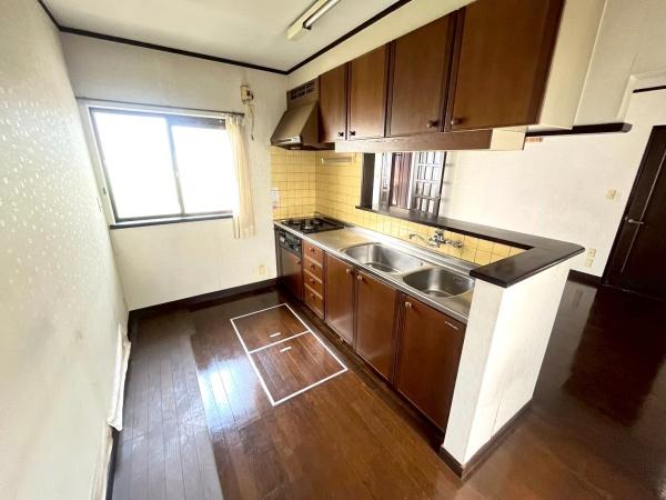 藤沢市本鵠沼２丁目の中古一戸建て
