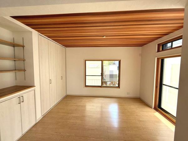 茅ヶ崎市中海岸２丁目の中古一戸建て