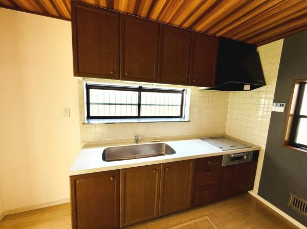 茅ヶ崎市中海岸２丁目の中古一戸建て