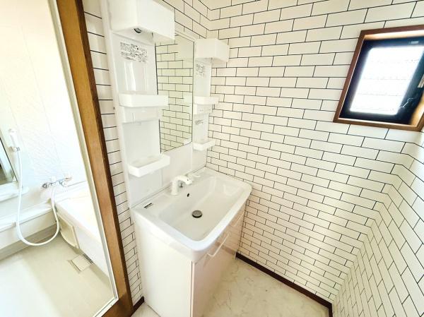茅ヶ崎市中海岸２丁目の中古一戸建て