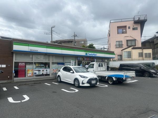 ウッドコーポ(ファミリーマート綾瀬寺尾本町店)