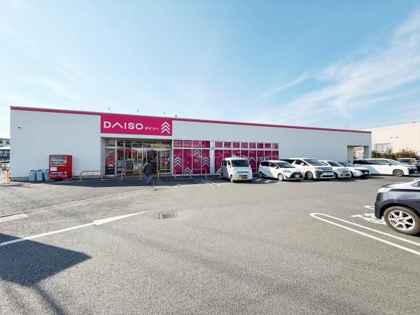 ウッドコーポ(ダイソー 海老名かしわ台店)