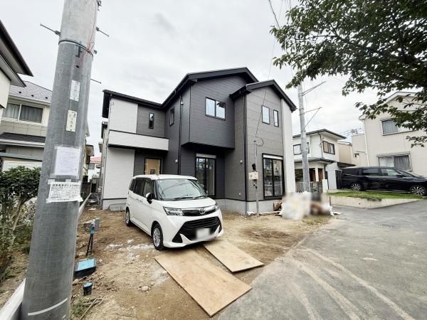 藤沢市羽鳥2丁目新築戸建全2棟2号棟(前面道路含む現地写真)