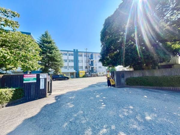 海老名市中新田1丁目の土地(中新田小学校)