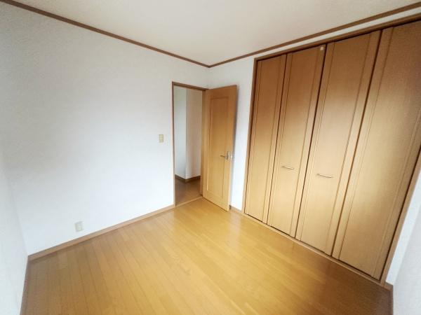 藤沢市亀井野の中古一戸建て(洋室)