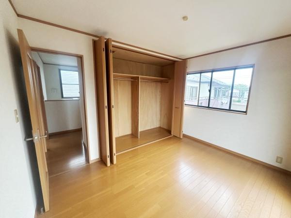 藤沢市亀井野の中古一戸建て(洋室)