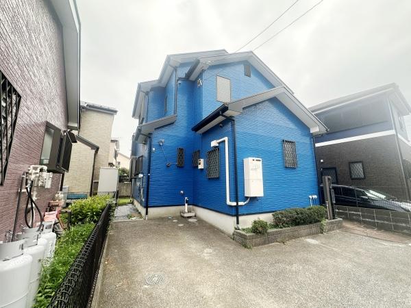 藤沢市亀井野の中古一戸建て(駐車場)