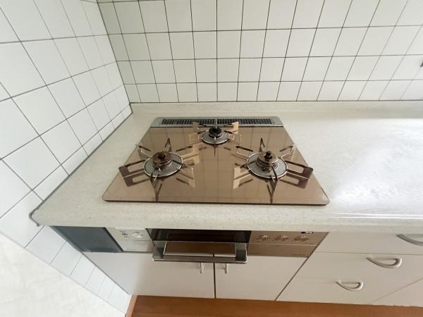 藤沢市亀井野の中古一戸建て(キッチン)