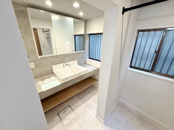 藤沢市大鋸３丁目の中古一戸建て