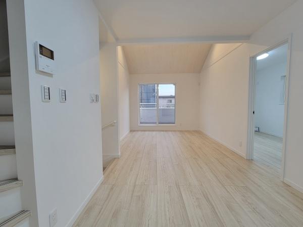 藤沢市西富2丁目新築戸建
