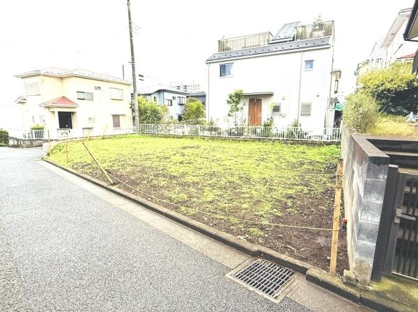横浜市泉区下和泉1丁目の土地(前面道路含む現地写真)