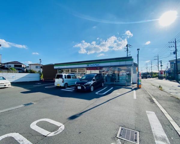 ソレイユ湘南(ファミリーマート綾瀬深谷南3丁目店)