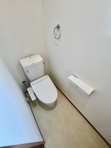 綾瀬市落合南4丁目の中古一戸建て(トイレ)