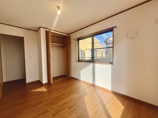 綾瀬市落合南4丁目の中古一戸建て(収納)